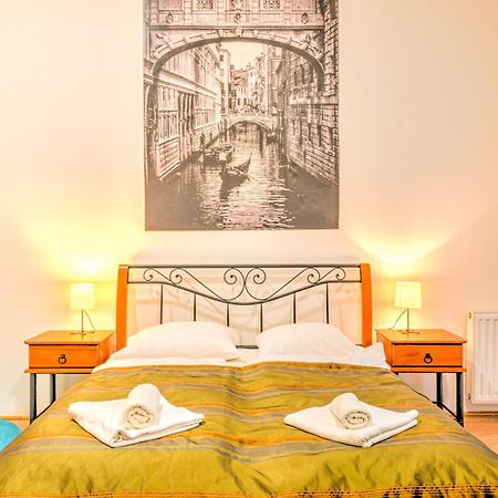 Central Apartments Будапеща Екстериор снимка