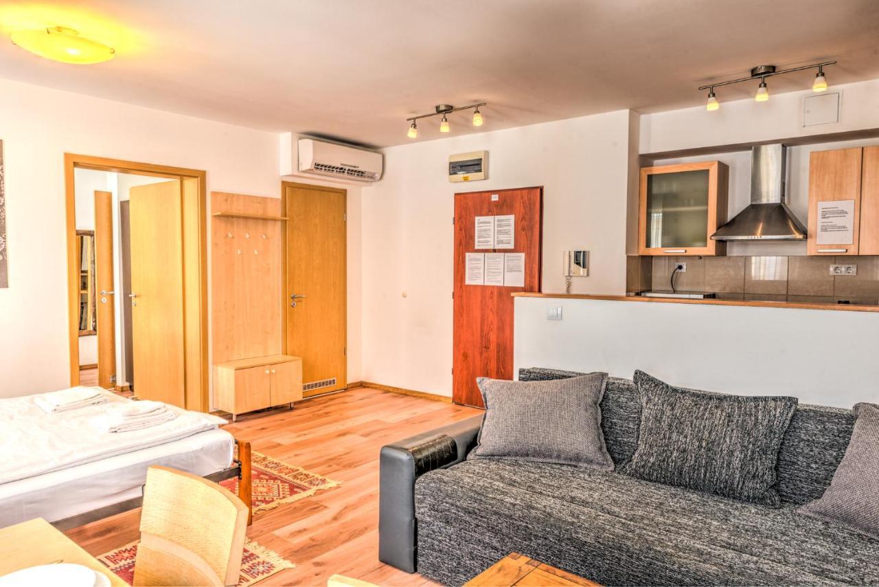 Central Apartments Будапеща Екстериор снимка