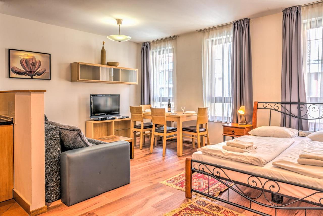 Central Apartments Будапеща Екстериор снимка