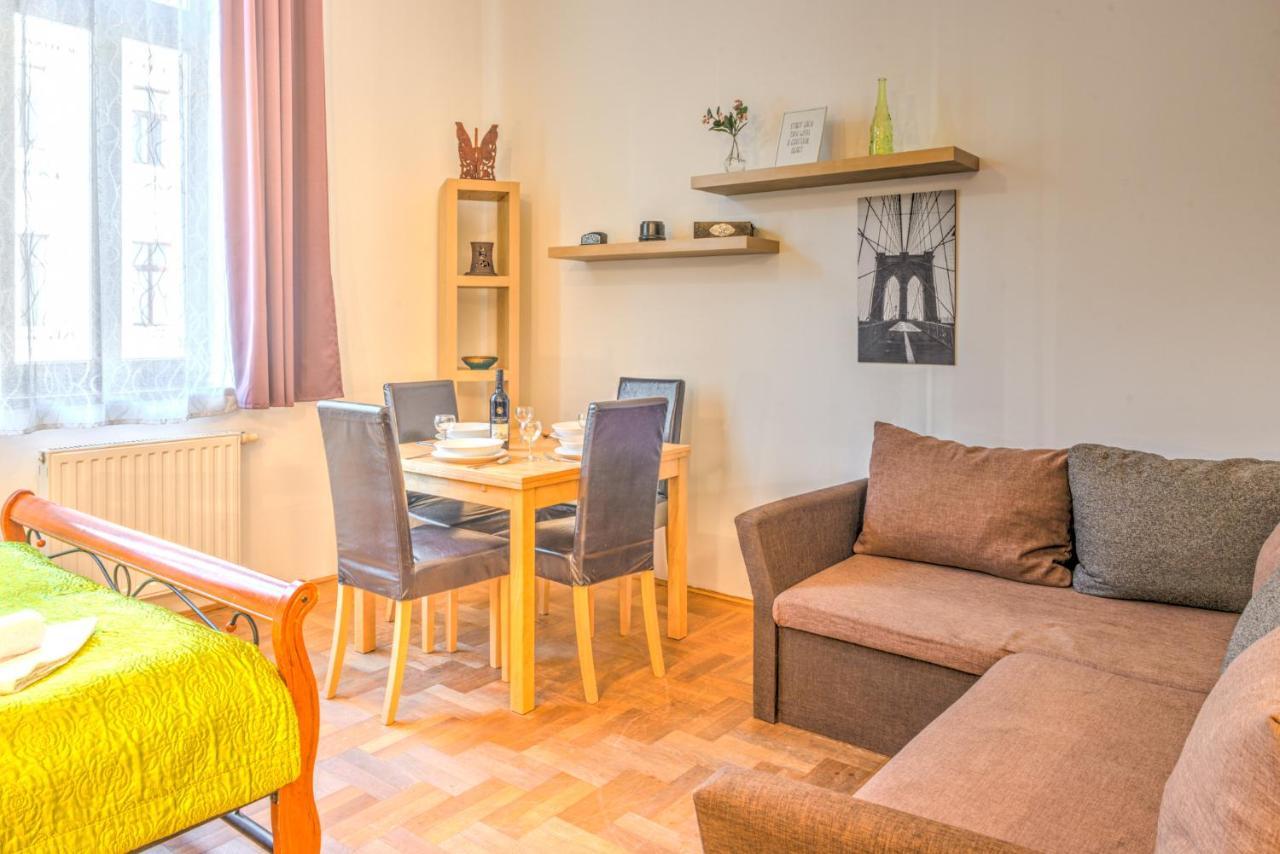 Central Apartments Будапеща Екстериор снимка
