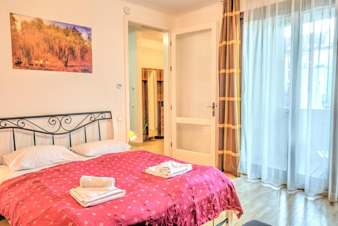 Central Apartments Будапеща Екстериор снимка