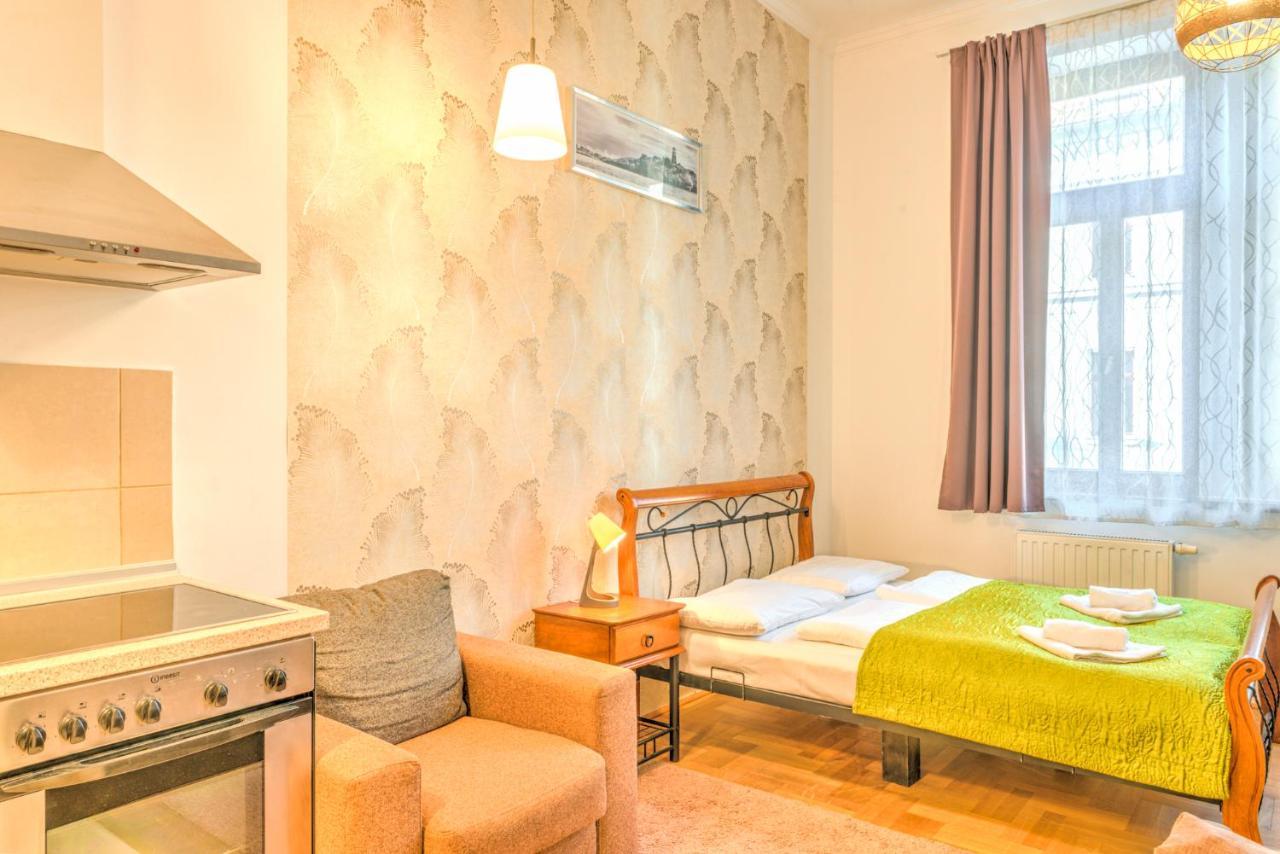 Central Apartments Будапеща Екстериор снимка