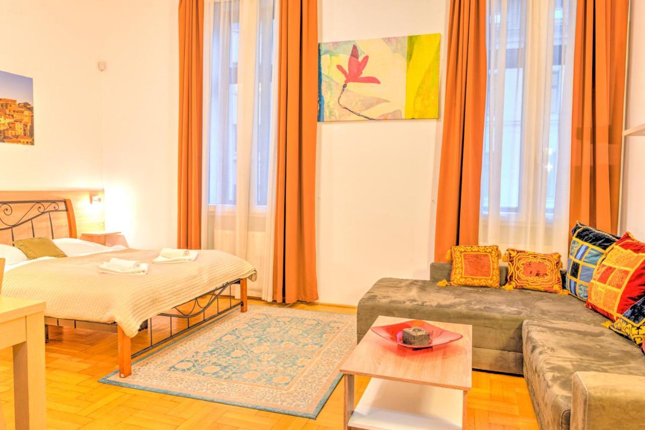 Central Apartments Будапеща Екстериор снимка