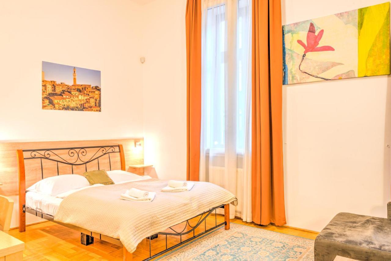 Central Apartments Будапеща Екстериор снимка