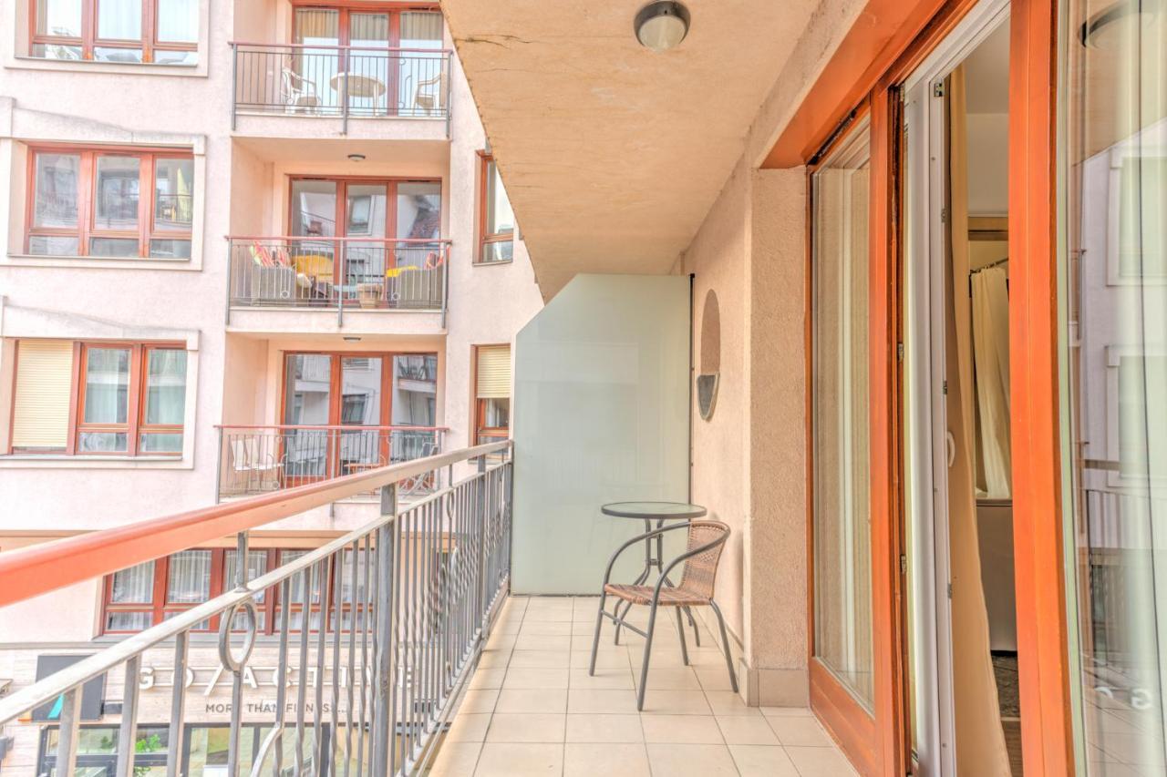 Central Apartments Будапеща Екстериор снимка