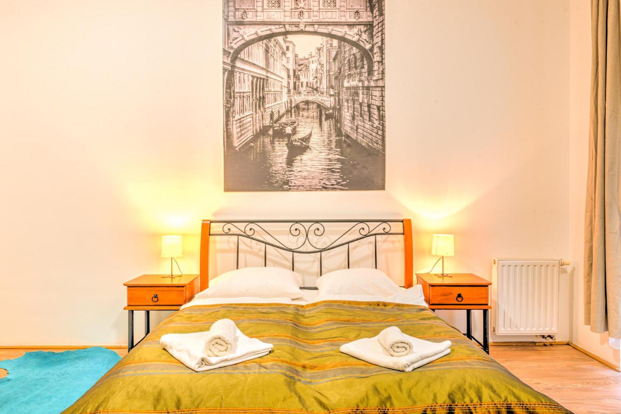 Central Apartments Будапеща Екстериор снимка