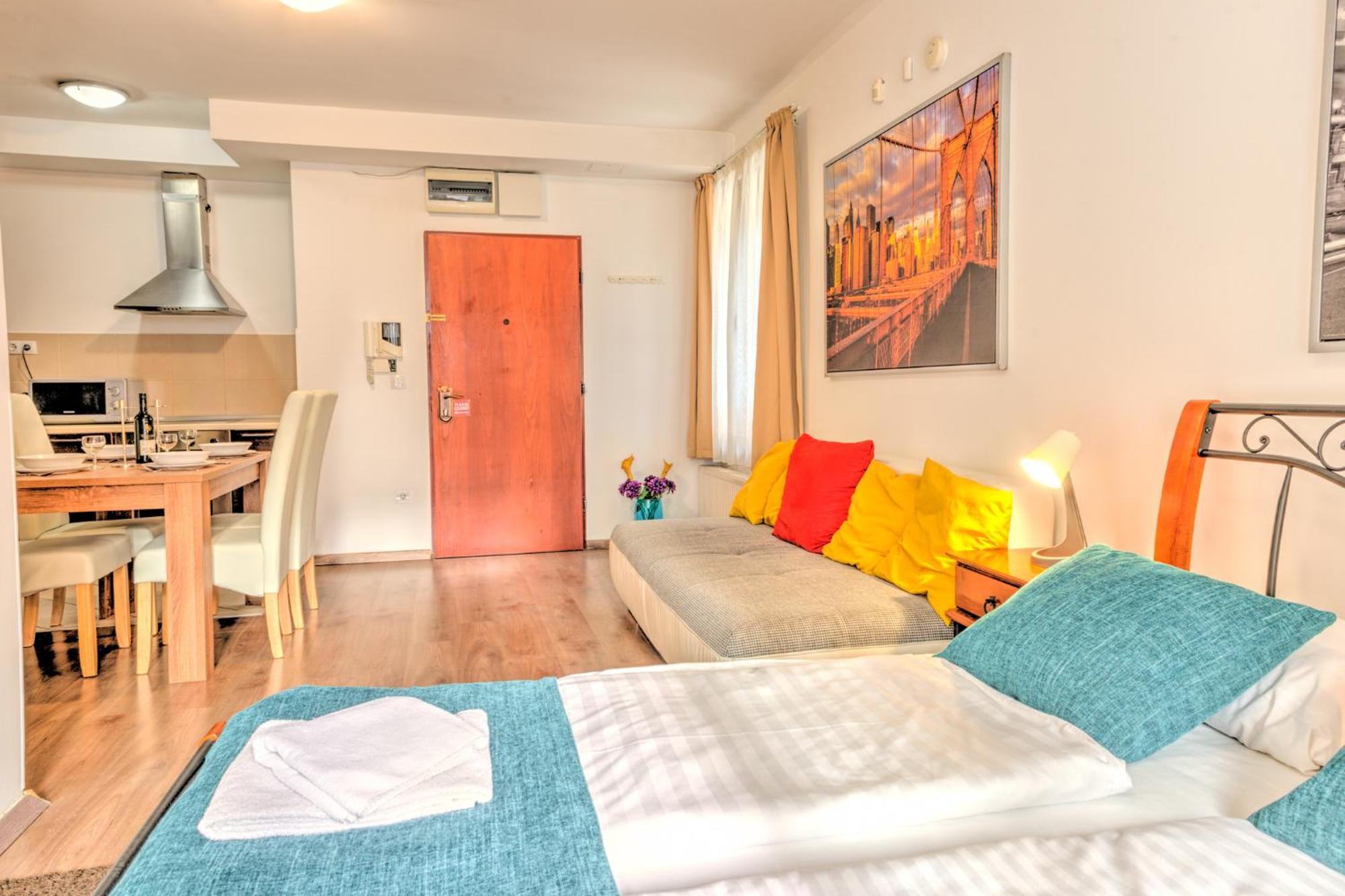 Central Apartments Будапеща Екстериор снимка